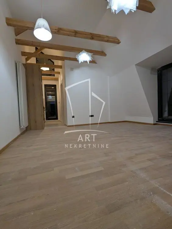 Jednoiposoban stanovi Palilula Krnjača 600 evra 