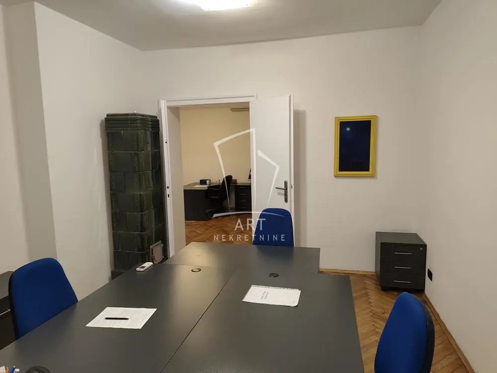 poslovni prostor Savski Venac Ekonomski fakultet - Sava 1000 evra 