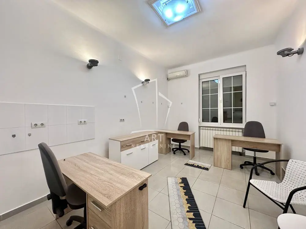 poslovni prostor Vračar Slavija 700 evra 