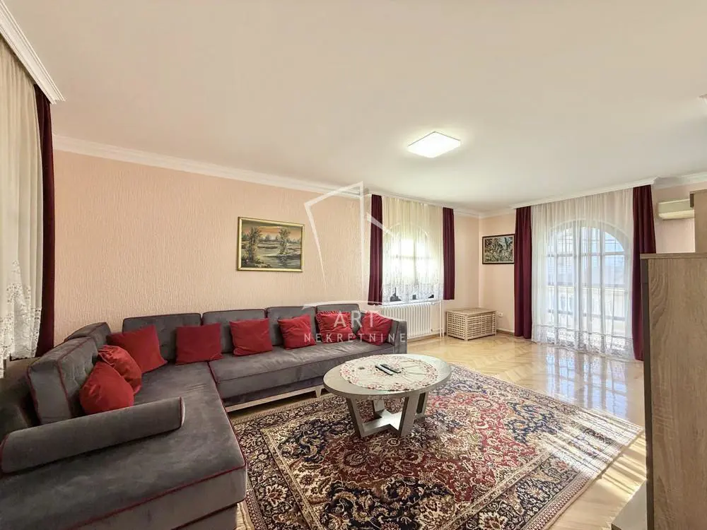 Beograd Zvezdara Petosoban stanovi 950 evra 