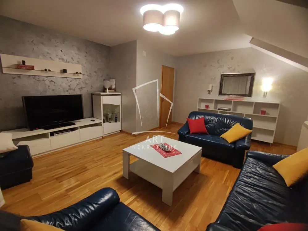 stanovi Beograd Mozerova Trosoban 