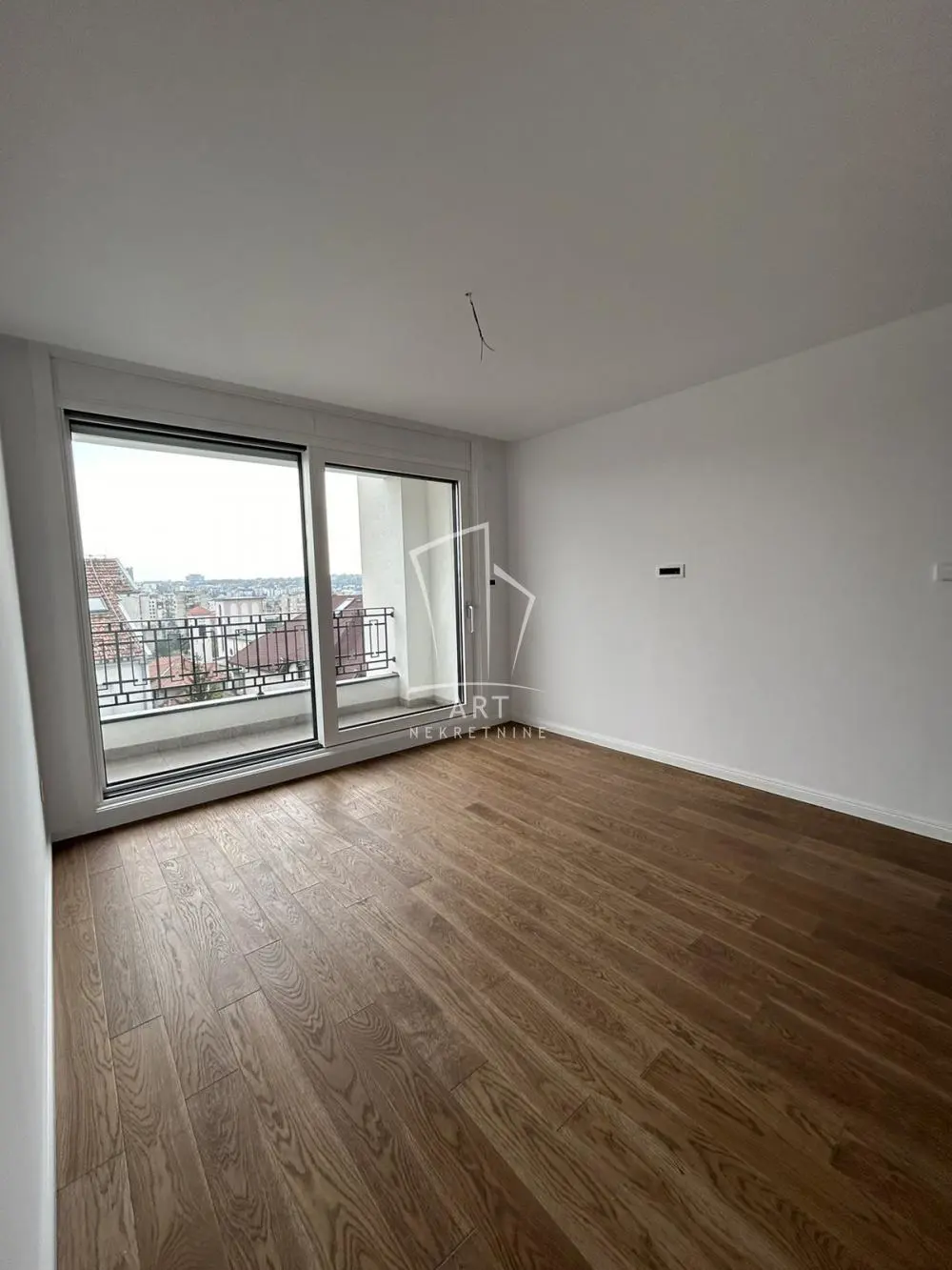 Beograd Vračar Dvoiposoban stanovi 1290 evra 