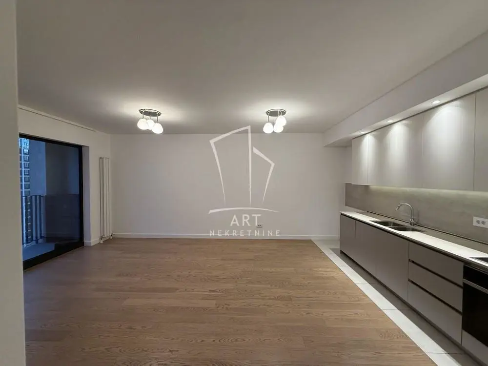 stanovi Beograd Hercegovačka Četvorosoban 