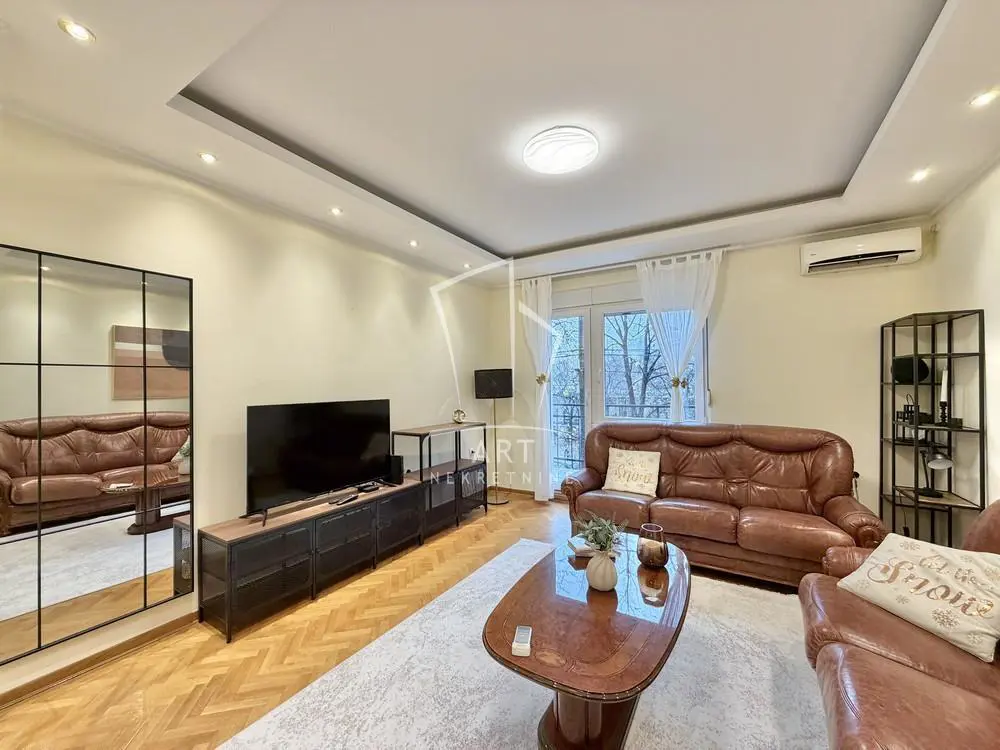 stanovi Beograd Tomazeova Trosoban 