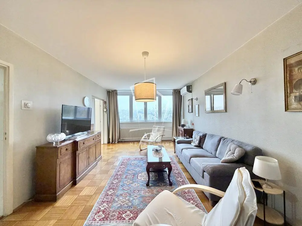 Trosoban stanovi Voždovac Konjarnik 265000 evra 