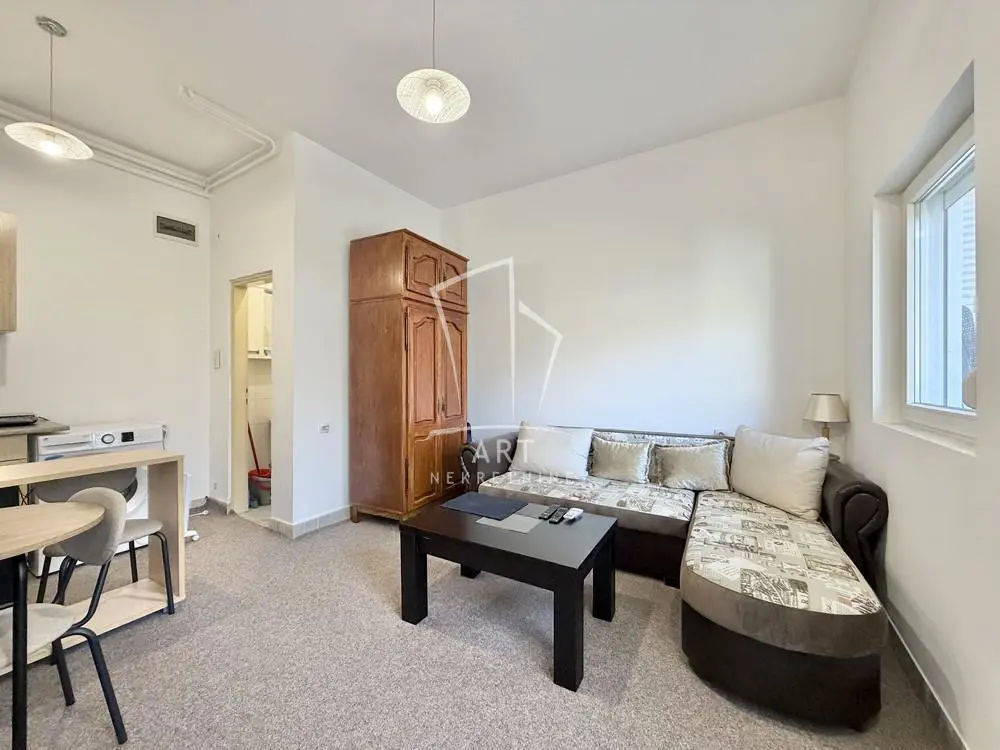 poslovni prostor Rakovica Košutnjak 44900 evra 