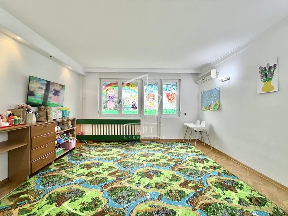 kuće Voždovac Banjica I II 380000 evra 