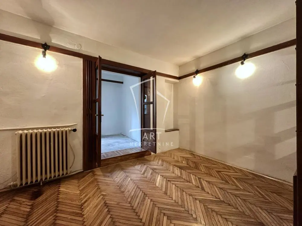 Dvosoban stanovi Stari Grad Dorćol gornji 395000 evra 