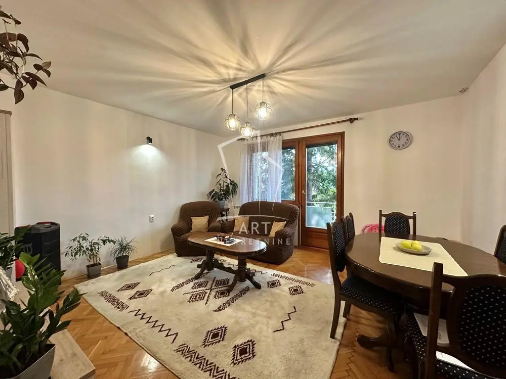 stanovi Beograd Miloja Pavlovića Petosoban 