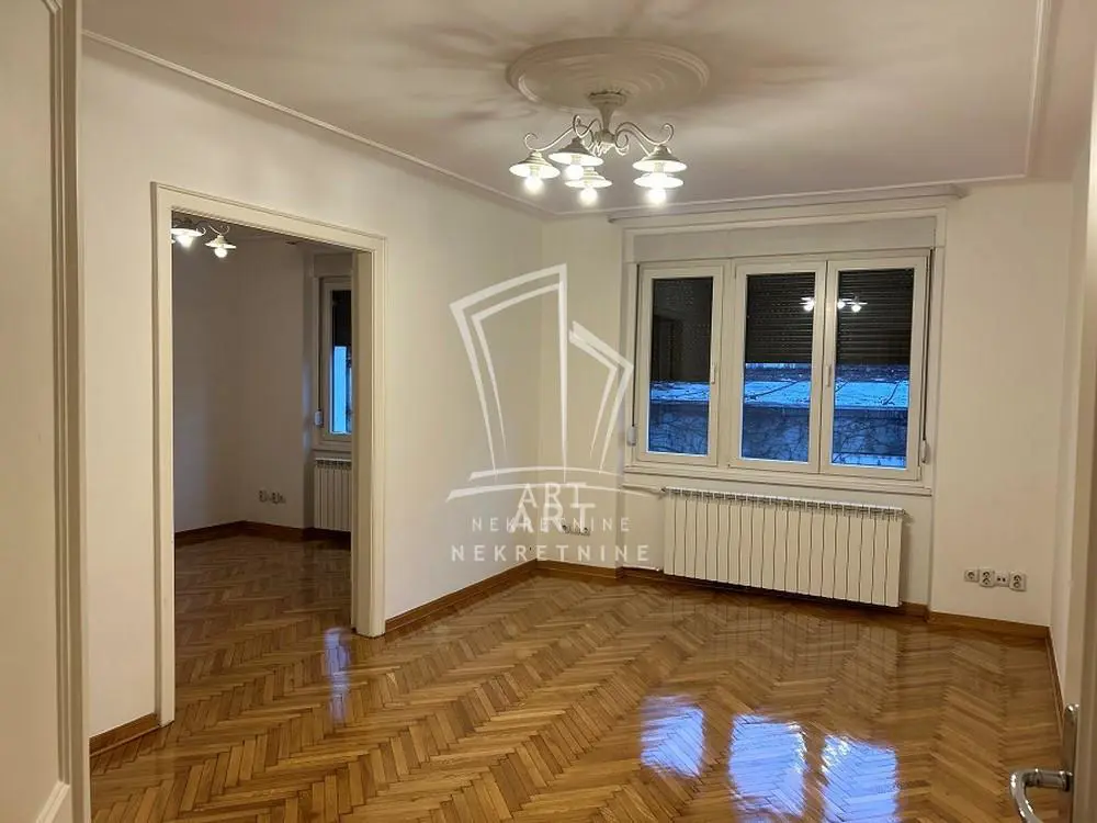 stanovi Beograd Trg Nikole Pašića Dvosoban 