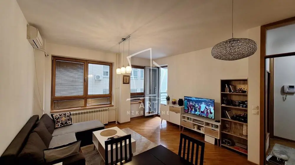 Dvosoban stanovi Zvezdara Vukov spomenik 600 evra 