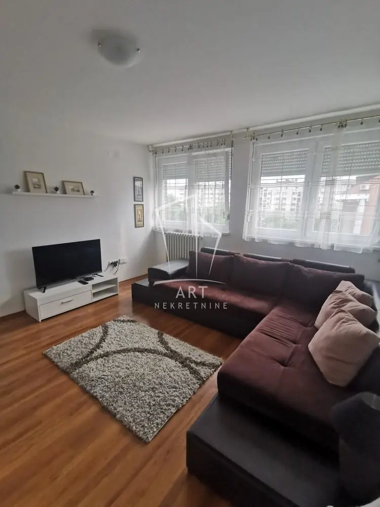 Beograd Novi Beograd Dvosoban stanovi 600 evra 