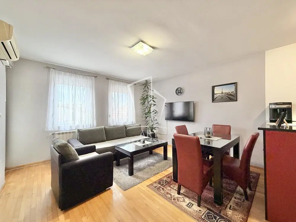 Trosoban stanovi Palilula Borča 115000 evra 