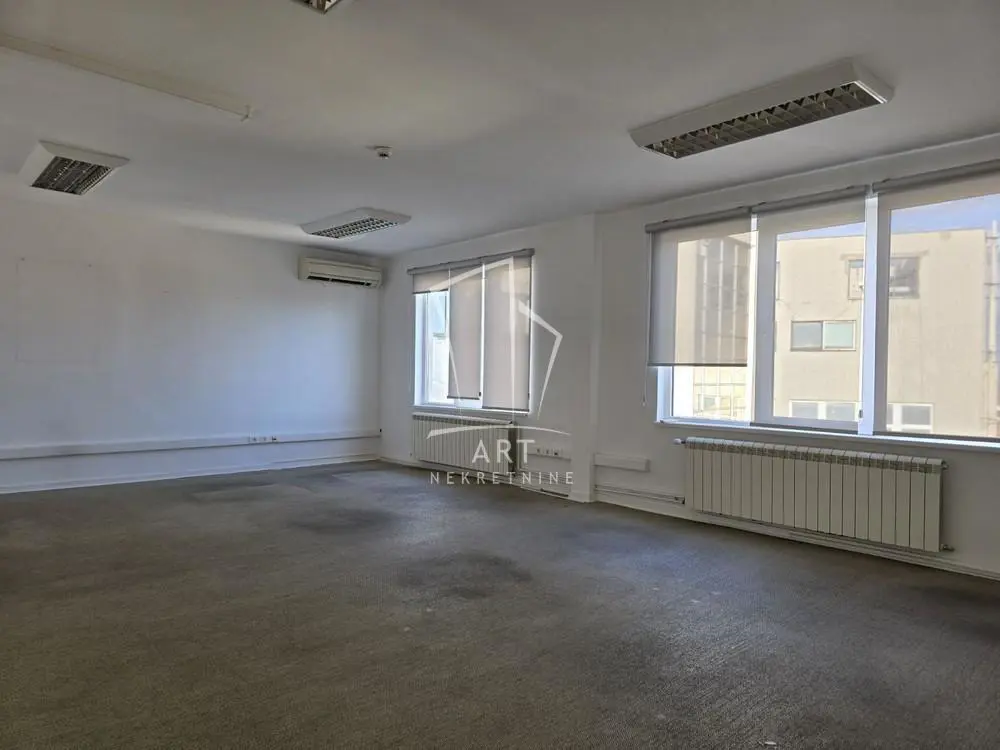 poslovni prostor Beograd Trg Nikole Pašića 