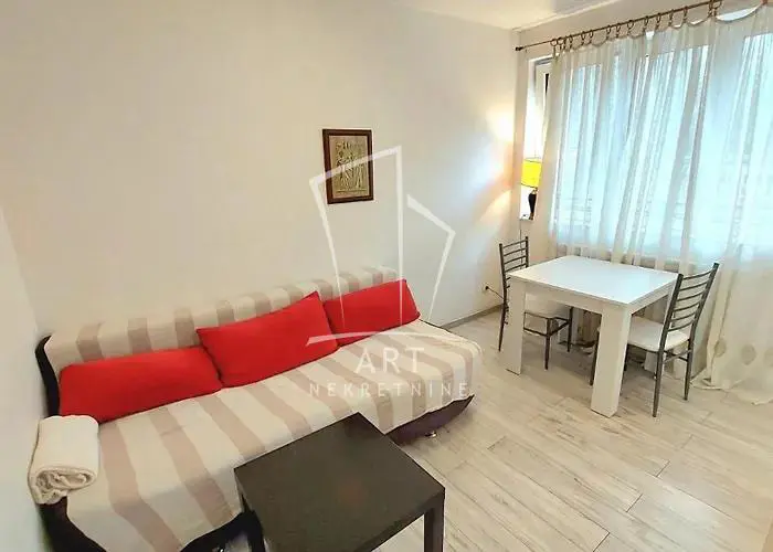 Beograd Savski Venac Jednoiposoban stanovi 540 evra 