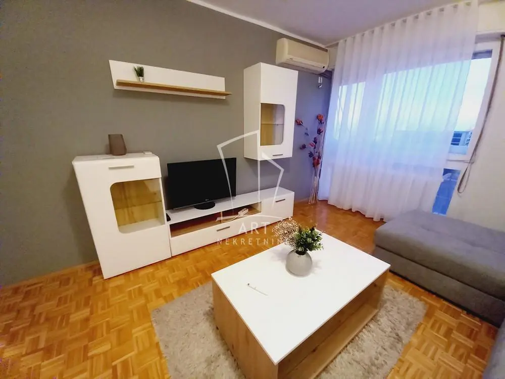 Beograd Palilula Dvosoban stanovi 700 evra 