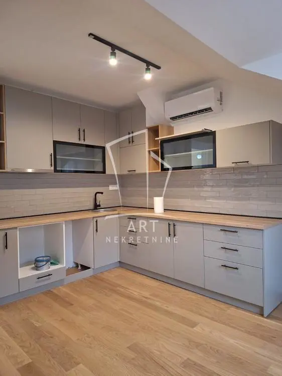 stanovi Beograd Kraljice Natalije Petosoban 