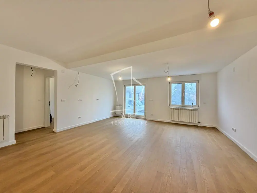  novogradnja poslovni prostor Voždovac Autokomanda 1500 evra 