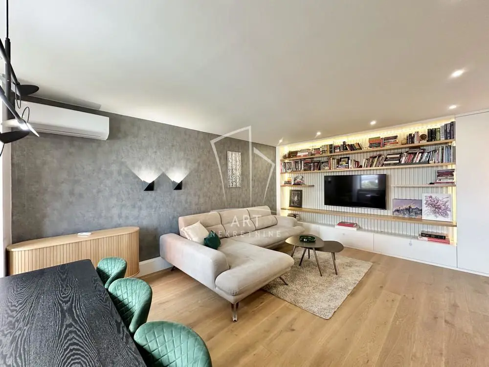 Trosoban stanovi Zvezdara Lion 265000 evra 