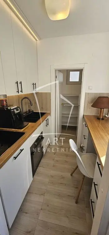 Beograd Čukarica Dvosoban stanovi 700 evra 