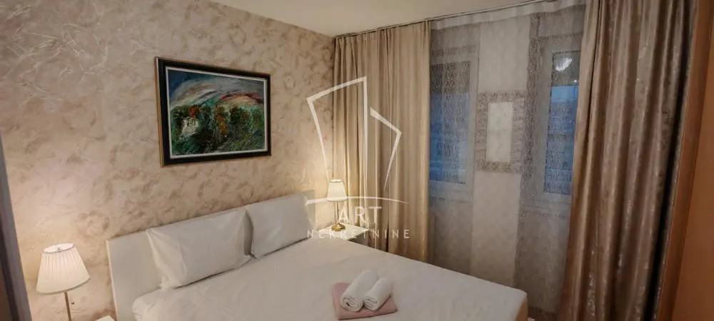 Dvosoban stanovi Novi Beograd Hayat (6 Kaplara- savograd) 800 evra 