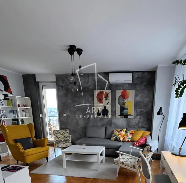 Dvosoban stanovi Voždovac Stepa Stepanović 600 evra 