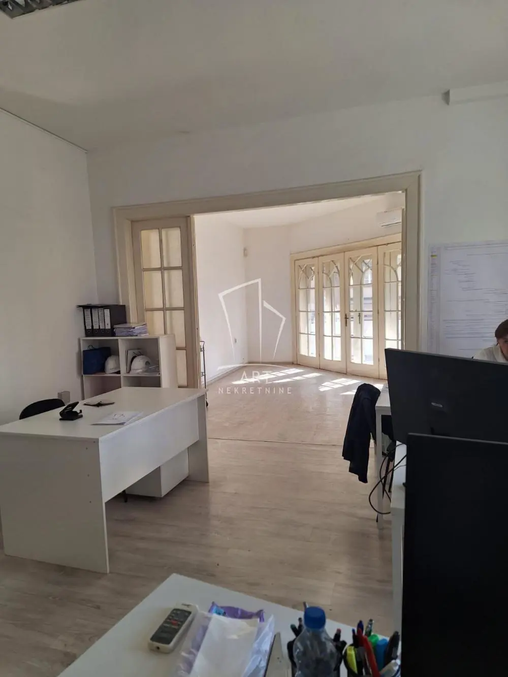 poslovni prostor Stari Grad Zeleni venac 1200 evra 