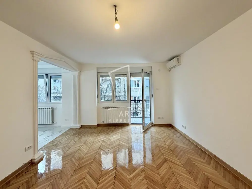 Beograd Stari Grad Dvosoban stanovi 700 evra 