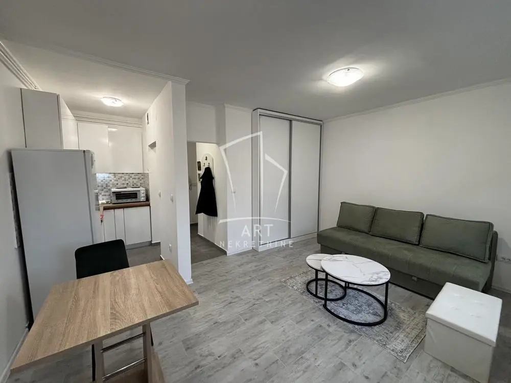 Beograd Stari Grad Garsonjera stanovi 530 evra 