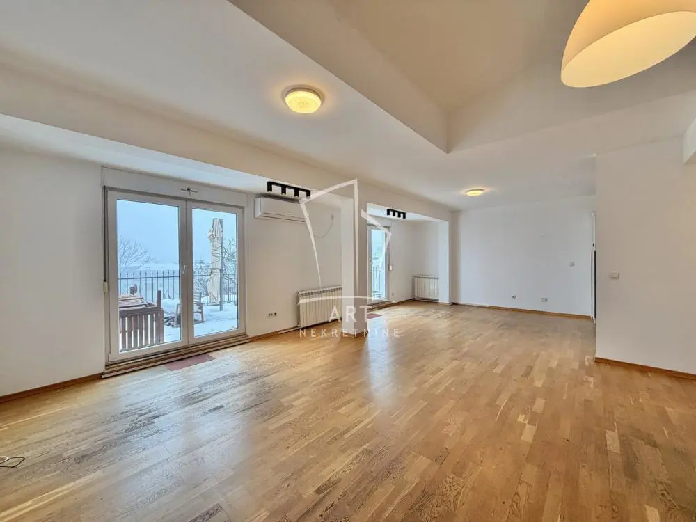  novogradnja Trosoban stanovi Vračar Crveni krst 1200 evra 