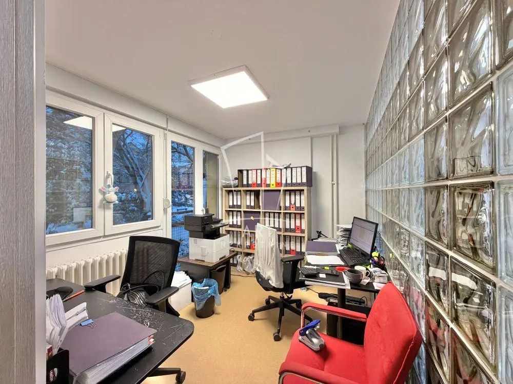 Beograd Novi Beograd poslovni prostor 1200 evra 