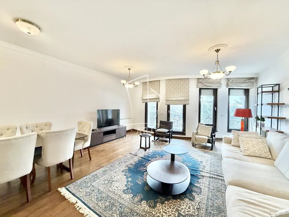 Trosoban stanovi Vračar Čubura 1500 evra 