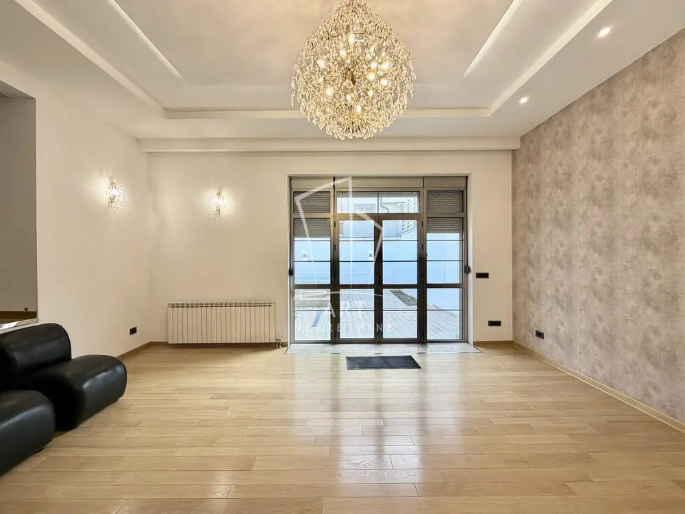 kuće Čukarica Filmski grad 6500 evra 