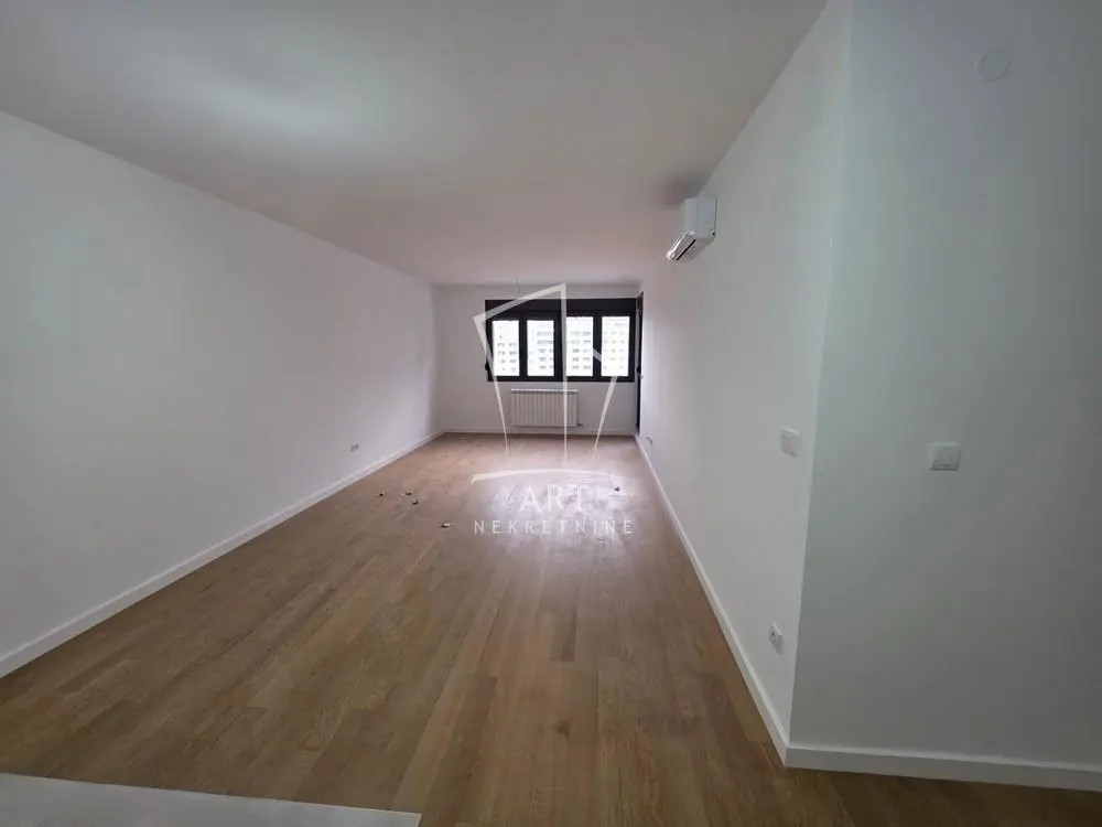 Trosoban stanovi Rakovica Vidikovac 750 evra 