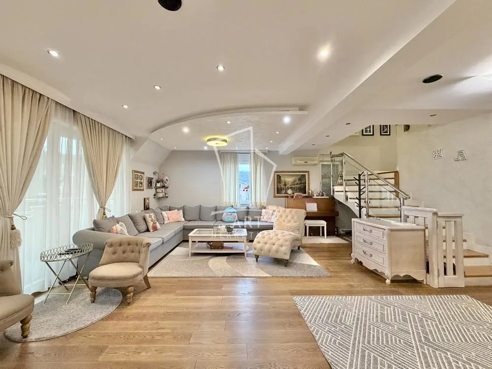 Petosoban stanovi Rakovica Miljakovac 460000 evra 