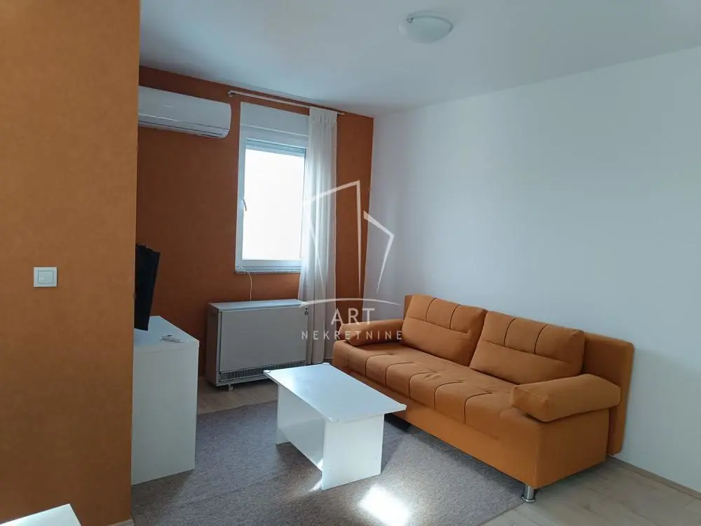 Beograd Zemun Dvosoban stanovi 500 evra 