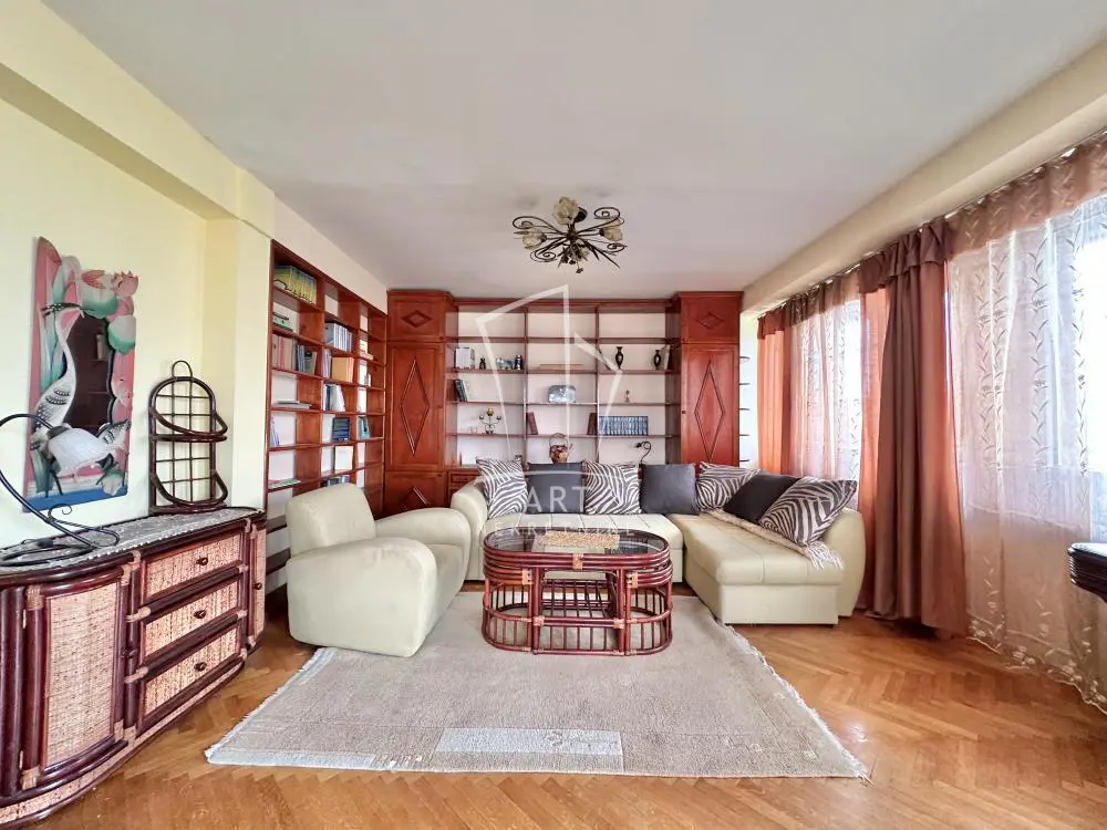 Četvorosoban stanovi Vračar Kalenić 450000 evra 