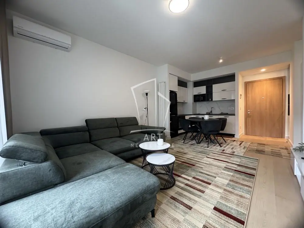 Dvosoban stanovi Savski venac Beograd na vodi 1100 evra 