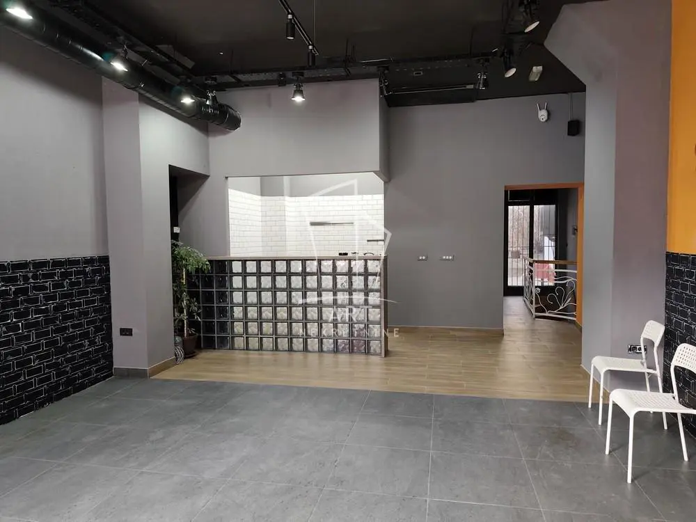 Beograd Stari Grad poslovni prostor 3000 evra 