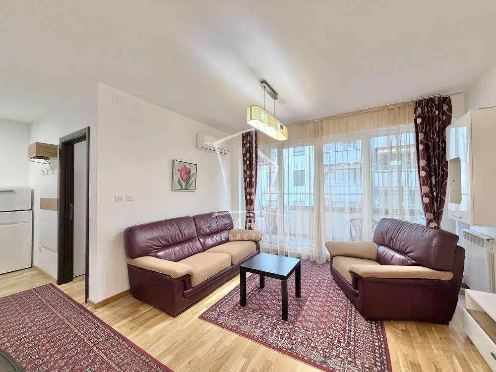 Jednoiposoban stanovi Palilula Višnjička banja 145990 evra 