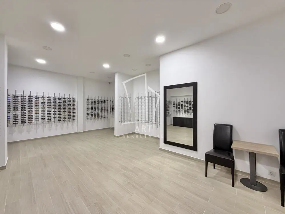 poslovni prostor Palilula Zira 1300 evra 