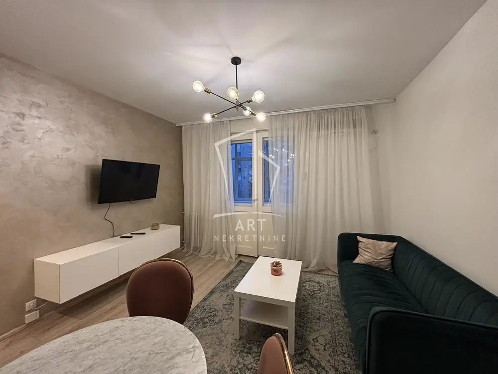 Beograd Palilula Dvosoban stanovi 700 evra 