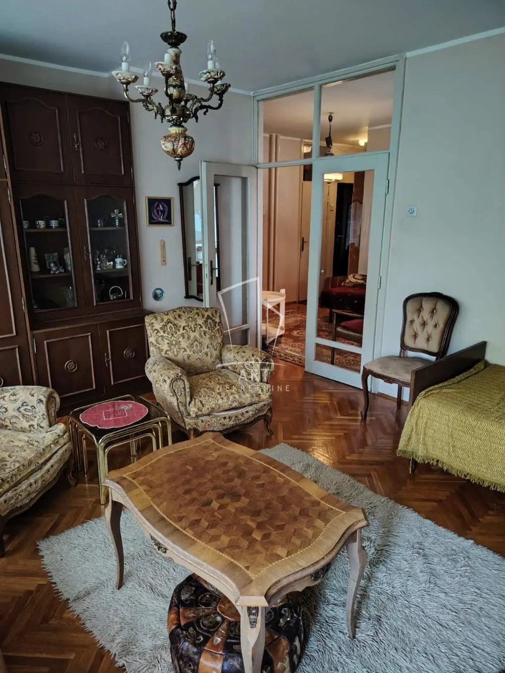 Dvosoban stanovi Zvezdara Lion 400 evra 