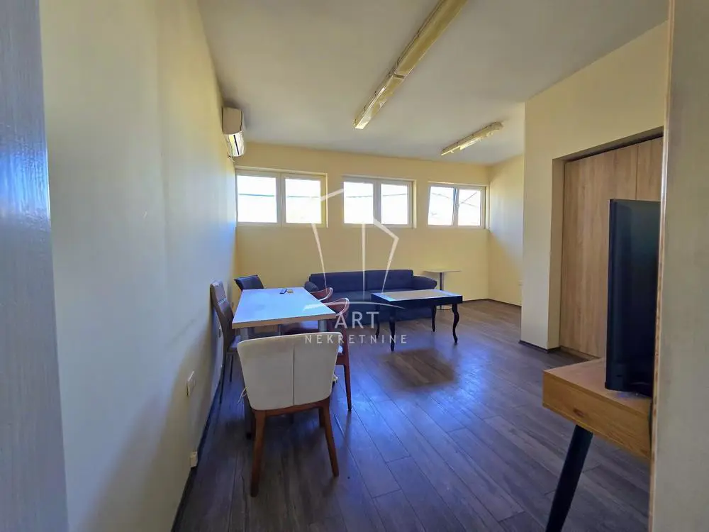 poslovni prostor Novi Beograd Ledine NBGD 900 evra 