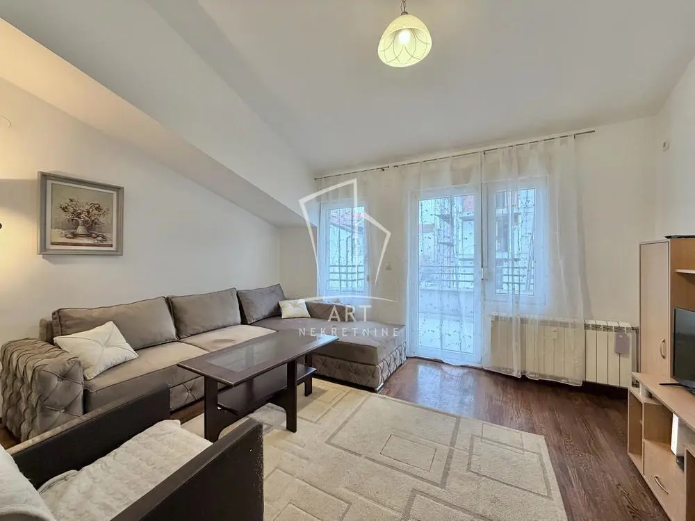 Beograd Voždovac Dvosoban stanovi 600 evra 