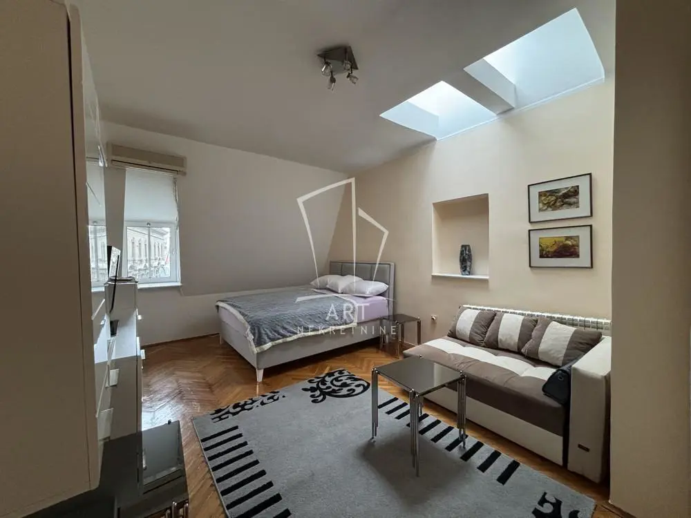 Beograd Stari Grad Dvosoban stanovi 650 evra 