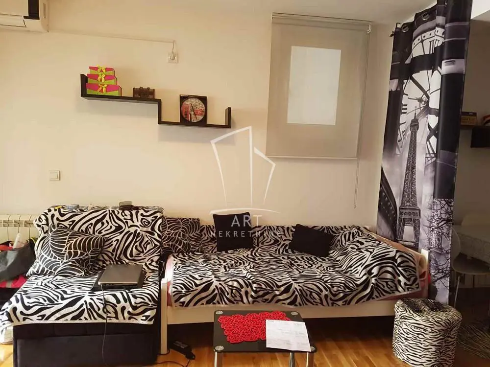 Beograd Zvezdara Jednosoban stanovi 400 evra 