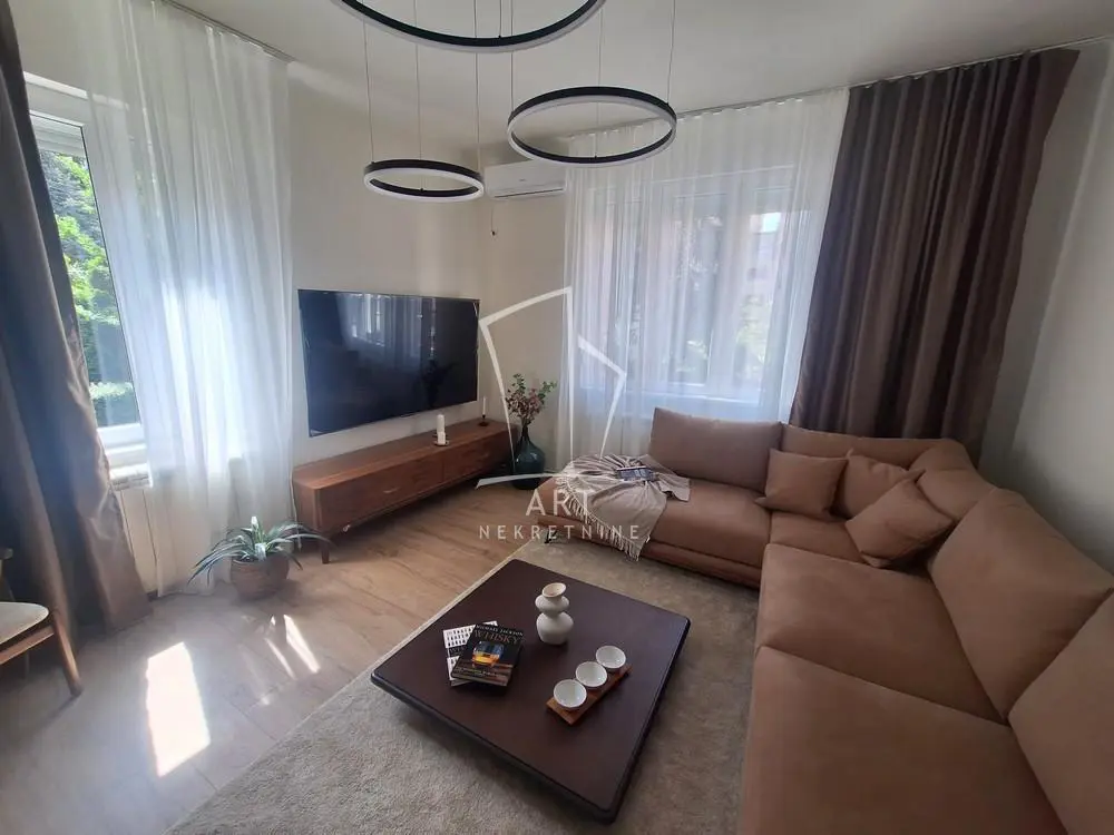 stanovi Beograd Albanske spomenice Dvosoban 