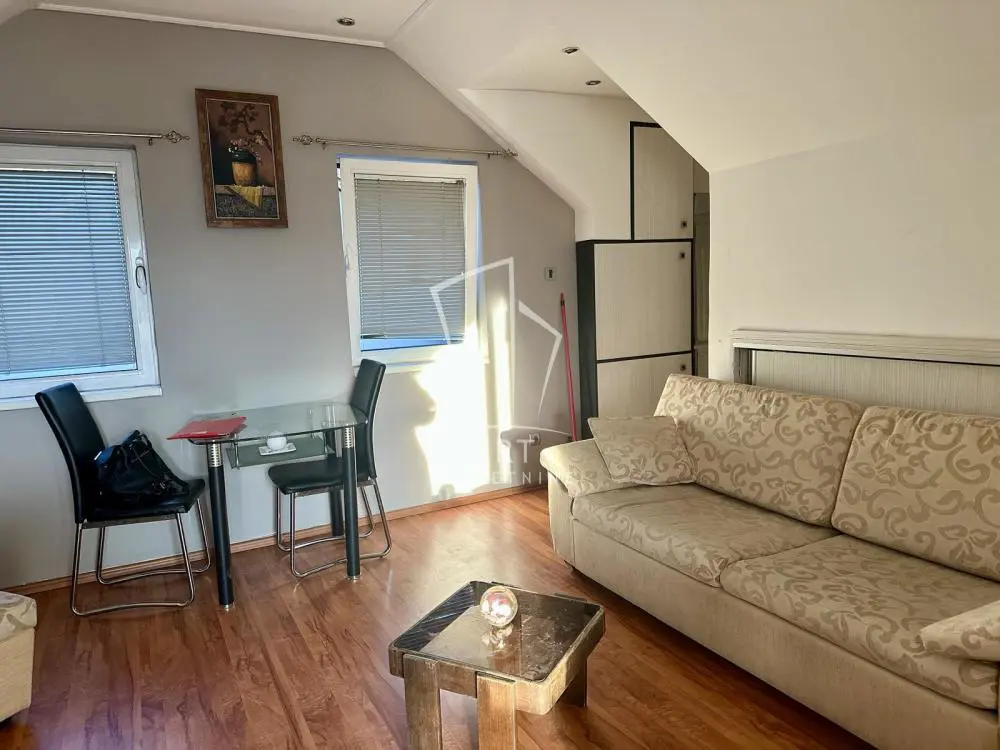 Beograd Palilula Dvosoban stanovi 290 evra 