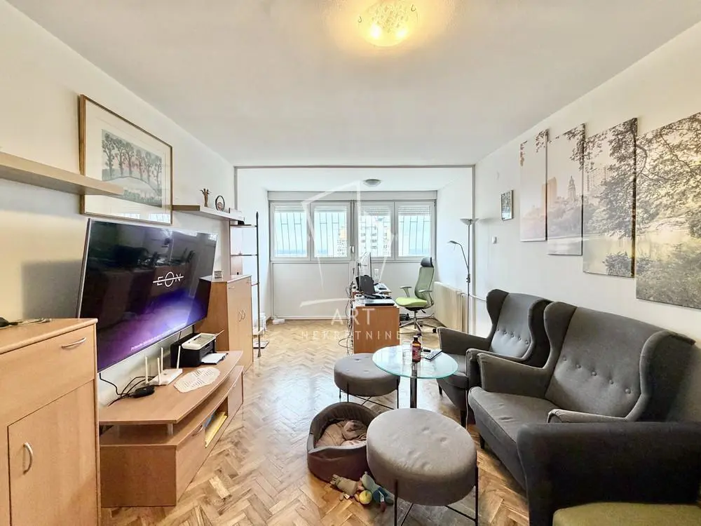 Beograd Zemun Dvoiposoban stanovi 194000 evra 